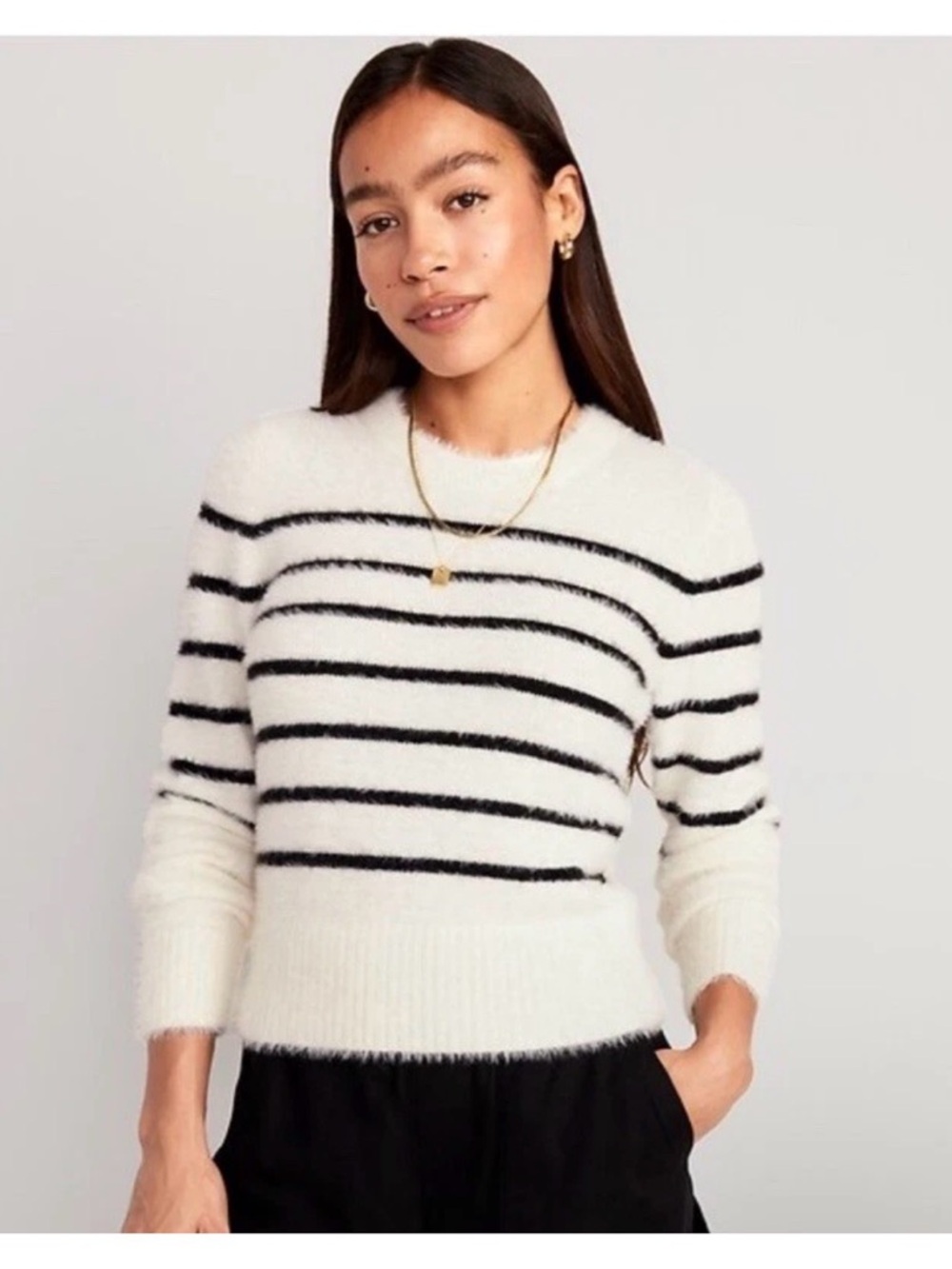Old Navy Eyelash Fuzzy Crew Neck Sweater Stripe Cream Black Size XS
